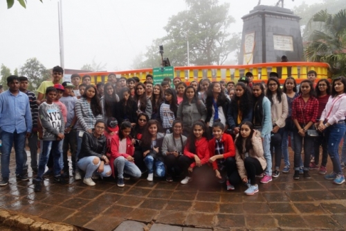 Annual Trip to Panchgini for classes IX & XI